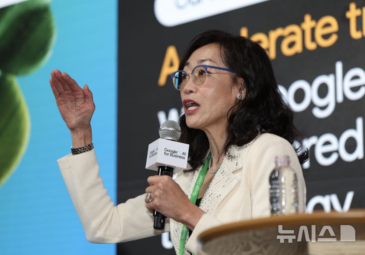 [서울=뉴시스] 김명년 기자 = 루스 선 구글 클라우드 사장이 14일 오전 서울 중구 서울신라호텔에서 열린 구글 AI 포 비즈 니스 2026 기자간담회에서 발언을 하고 있다. 2026.07.14. kmn@newsis.com