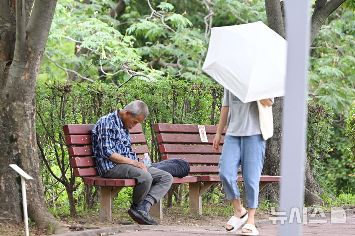 울산 대체로 흐림…낮 최고 34도 '폭염 지속'