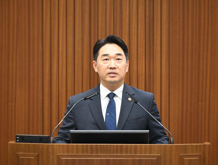 [세종=뉴시스] 송승화 기자 = 발언하는 더불어민주당 김재형 세종시의원.(사진=세종시의회).2026.07.15. photo@newsis.com. *재판매 및 DB 금지