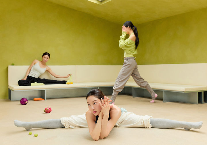 무신사가 운영하는 29CM는 수영 등 여성 소비자가 즐기는 스포츠 종목이 세분화되면서 관련 거래액이 크게 증가했다고 16일 밝혔다. *재판매 및 DB 금지