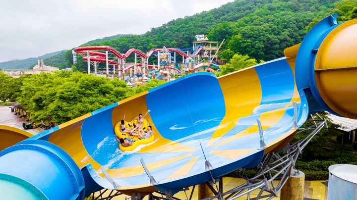 [서울=뉴시스] 비발디파크, 오션월드 '더블스핀' (사진=소노인터내셔널 제공) *재판매 및 DB 금지