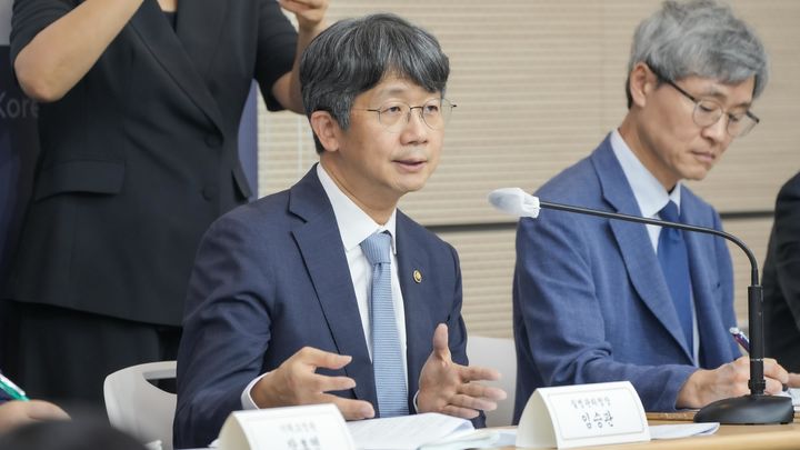 [서울=뉴시스] 임승관 질병관리청장이 15일 세종에서 업무보고 사전 브리핑을 하는 모습 (사진=질병관리청 제공) 2026.07.16. photo@newsis.com *재판매 및 DB 금지