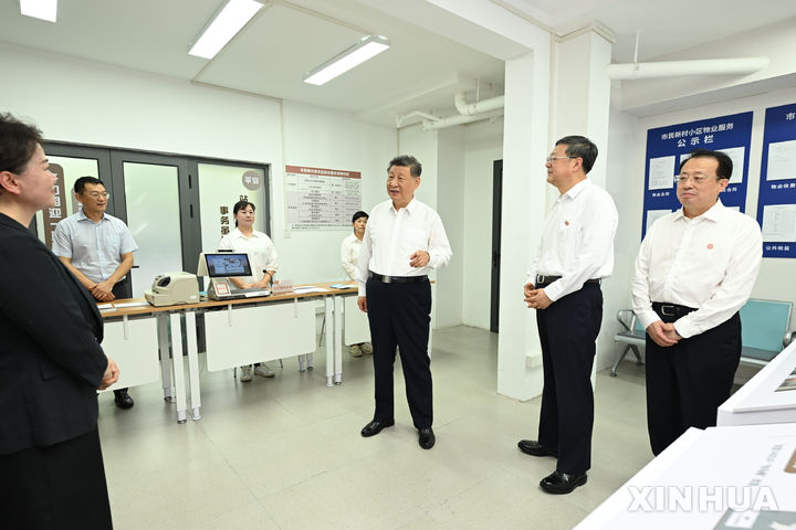 associate_pic3