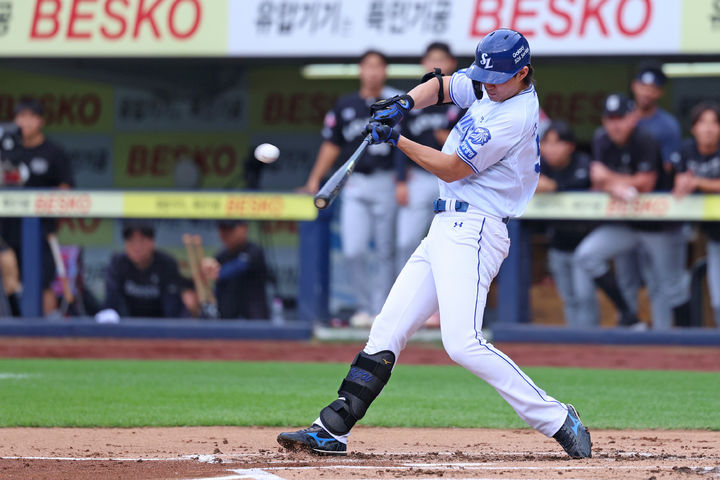 [서울=뉴시스] 프로야구 삼성 라이온즈의 구자욱. (사진 = 삼성 라이온즈 제공) *재판매 및 DB 금지