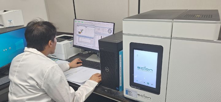 *재판매 및 DB 금지