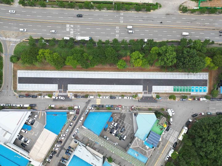 [안산=뉴시스] 하늘에서 본 본오동 준공업지역 노외주차장. (사진=안산시 제공0 2026.07.20. photo@newsis.com *재판매 및 DB 금지