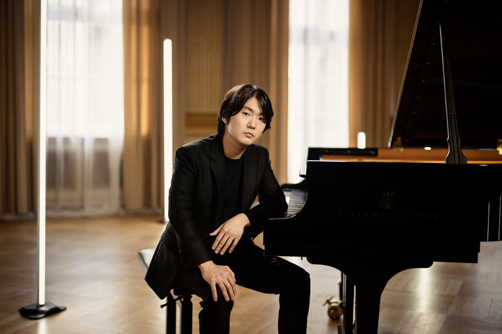 Seong-Jin Cho Stephan Rabold *재판매 및 DB 금지