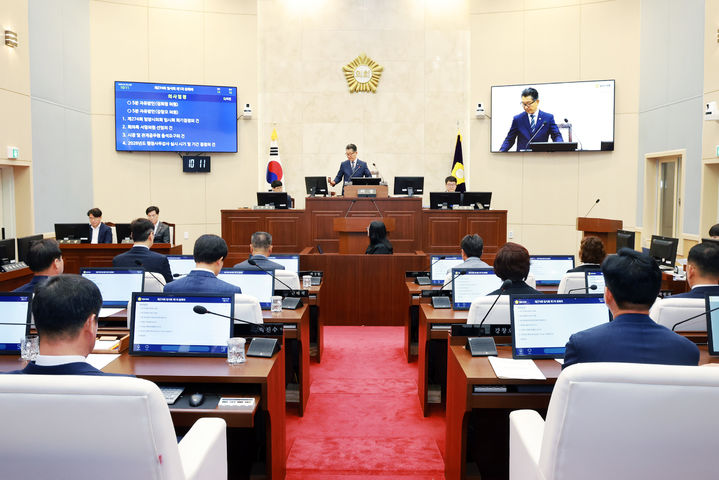 [밀양=뉴시스] 제274회 밀양시의회 임시회를 개의하고 있대. (사진=밀양시의회 제공) 2026.07.20. photo@newsis.com *재판매 및 DB 금지