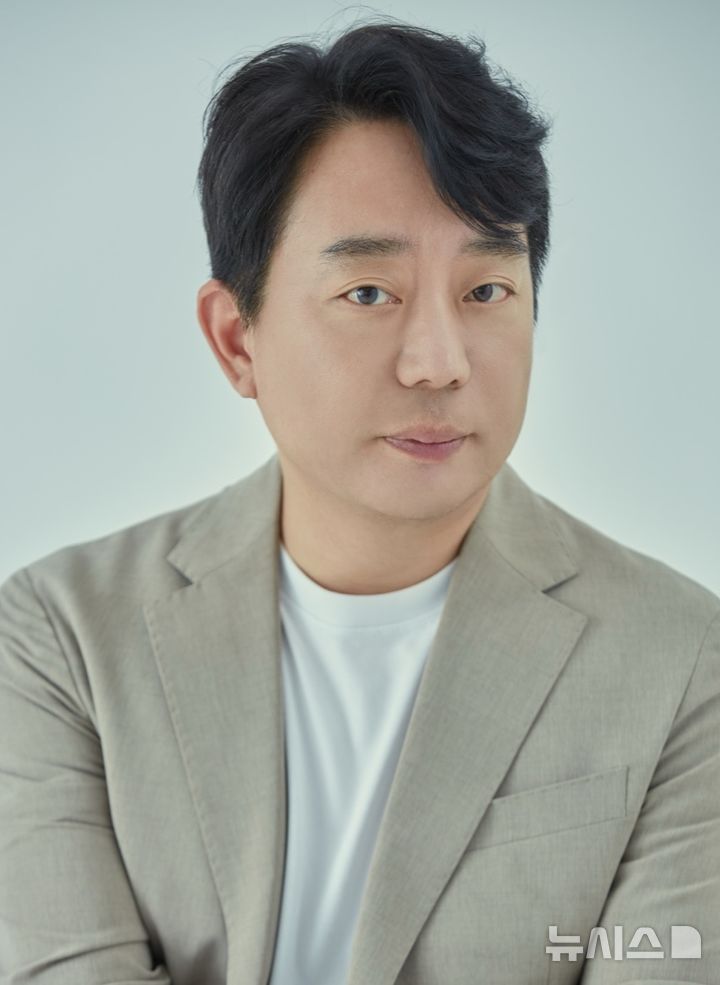 [전주=뉴시스]윤난슬 기자 = 전북대학교는 소프트웨어공학과 조재혁 교수가 감정·감성 인식 기반 인공지능(AI)과 개인화 에이전트 서비스 개발을 위한 국가연구개발사업의 연구책임자로 참여한다고 21일 밝혔다. (사진=전북대 제공) photo@newsis.com 