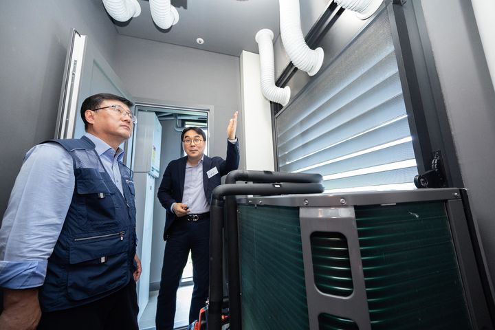 산업용 히트펌프 R&D 확대...기후부, 열에너지 탈탄소 전환 논의 - 뉴스 썸네일 이미지