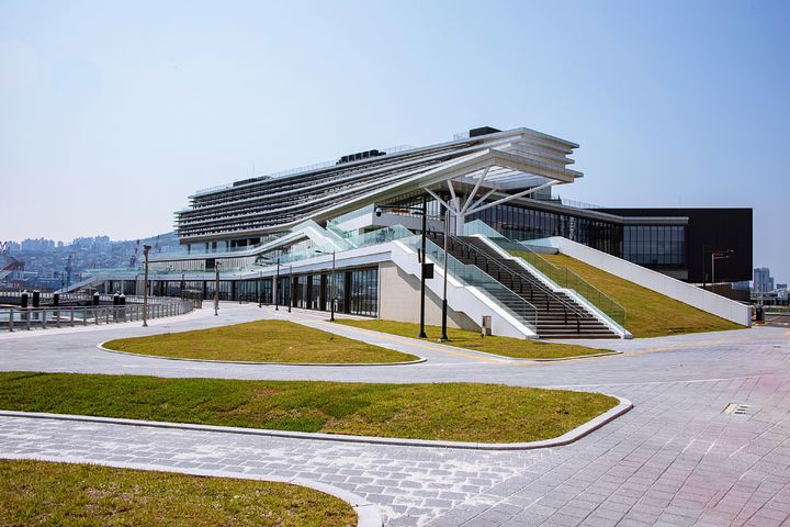 [부산=뉴시스] 부산 북항 마리나 클럽하우스 전경. (사진=부산항만공사 제공) 2026.07.23. photo@newsis.com *재판매 및 DB 금지