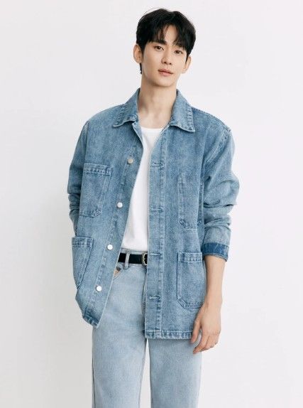 [서울=뉴시스] 김수현. (사진 = 벤치 홈페이지 캡처) 2026.07.23. photo@newsis.com *재판매 및 DB 금지