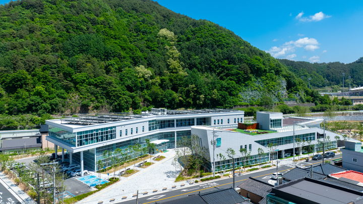 정선군립도서관 전경.(사진=정선군 제공) *재판매 및 DB 금지