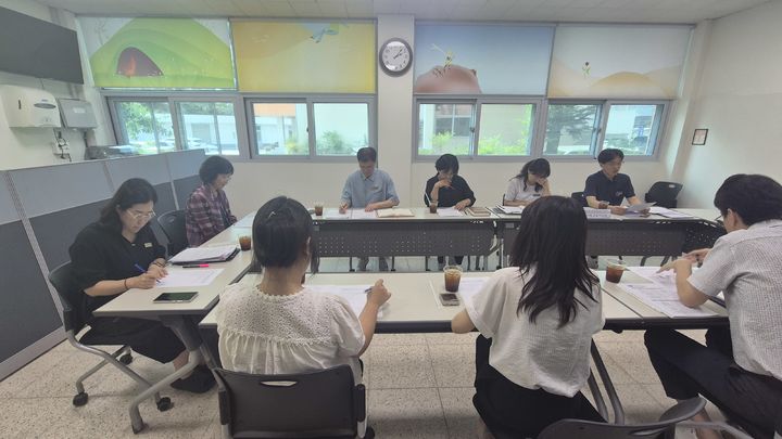 [거창=뉴시스] 거창교육지원청과 거창군, 교육혁신선도지역 업무협의회 (사진=거창교육지원청 제공) 2026. 07. 23. photo@newsis.com *재판매 및 DB 금지