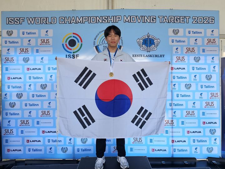 [서울=뉴시스] 2026 국제사격연맹(ISSF) 탈린 무빙타깃 세계선수권대회 10m 무빙타깃 남자 주니어 개인전 동메달을 따낸 김재민. (사진 = 대한사격연맹 제공) *재판매 및 DB 금지