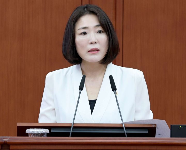 [대전=뉴시스] 조명휘 기자 = 최지연(더불어민주당·서구3) 대전시의원이 24일 제297회 임시회 제4차 본회의에서 5분 자유발언을 하고 있다. (사진= 대전시의회 제공) 2026.07.24.photo@newsis.com *재판매 및 DB 금지