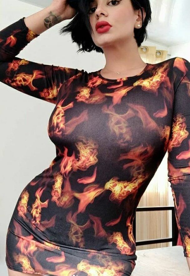 [서울=뉴시스] 성인영화 배우로 활동했던 이력이 있는 여성이 콜롬비아 상원의원에 임명되며 큰 관심을 받고 있다. (사진=데이시 알레한드라 오마냐 오르티스 인스타그램 @ama.rantahank)