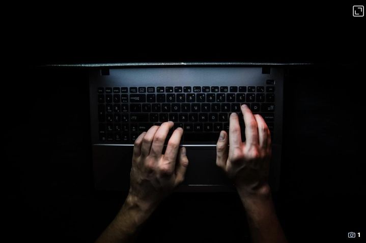 [서울=뉴시스]러시아 해커 그룹이 지난해 핵 과학자, 방위 사업체, 그리고 정부 공무원들을 대상으로 사이버 스파이 활동을 벌여 왔다고 민간 연구원들과 미 첩고 기관들이 23일(현지시각) 경고했다고 CNN이 보도했다. <사진 출처 : 튀르키예 투데이> 2026.-7.24.
