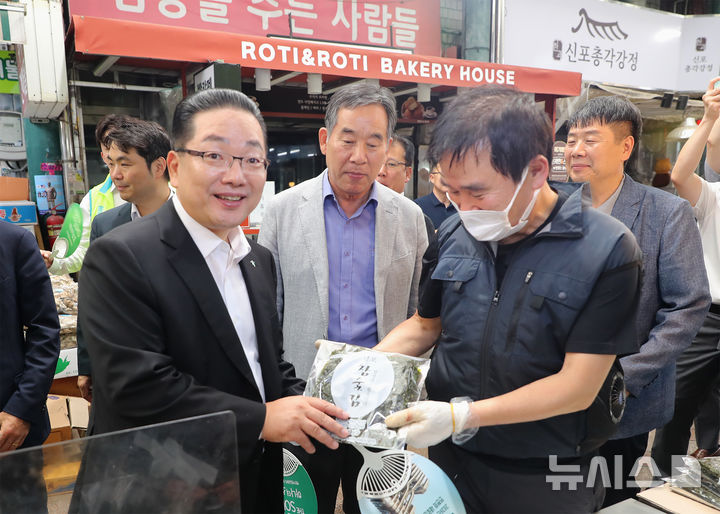 [서울=뉴시스]하나은행이 인천 지역 소상공인과 기업을 대상으로 금융지원에 나선다고 26일 밝혔다. (사진=하나은행 제공). 2026.07.26. photo@newsis.com 