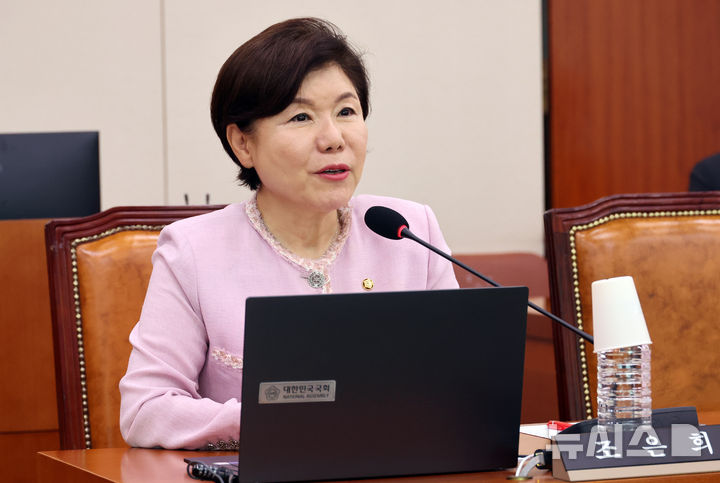 [서울=뉴시스] 최진석 기자 = 국회 문체위 국민의힘 간사인 조은희 의원이 24일 여의도 국회에서 열린 문화체육관광위윈회 제3차 전체회의에서 발언하고 있다. 2026.07.24. myjs@newsis.com