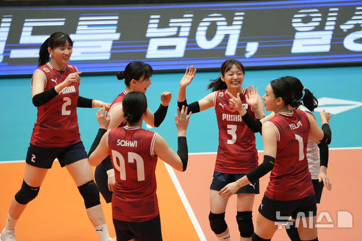 [서울=뉴시스]여자배구, 인도네시아와 평가전 3연승. (사진=대한배구협회 제공)