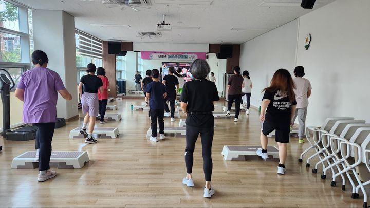 [양산=뉴시스] 물금마을건강센터가 상반기 맞춤형 건강증진 프로그램을 운영하고 있다. (사진=양산시 제공) 2026.07.27. photo@newsis.com *재판매 및 DB 금지