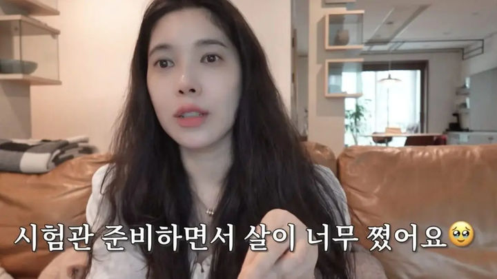 [서울=뉴시스]배우 배다해가 시험관 시술을 준비하면서 살이 쪘다고 말했다.(사진=배다해 유튜브 채널 캡처)2026.07.28.