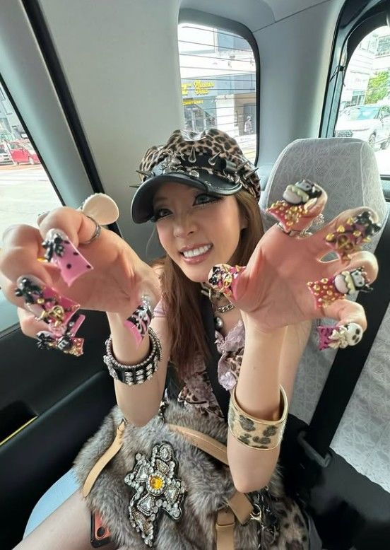[서울=뉴시스] 산다라박 (사진= 산다라박 SNS 캡처) 2026.07.28. photo@newsis.com *재판매 및 DB 금지