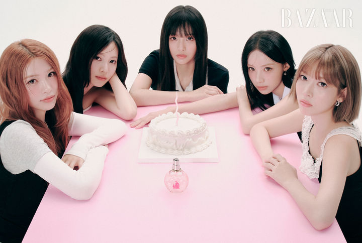 [서울=뉴시스] 향수 브랜드 랑방(LANVIN)이 걸그룹 리센느의 '에끌라 드 아르페쥬' 화보를 공개했다. (사진=랑방 제공) 2026.07.29. photo@newsis.com *재판매 및 DB 금지