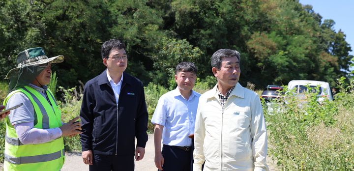 [창원=뉴시스]농협 경남본부, 창녕 남부농협 찾아 폭염·가뭄 현장점검.(사진=경남농협 제공) 2026.07.28.photo@newsis.com *재판매 및 DB 금지