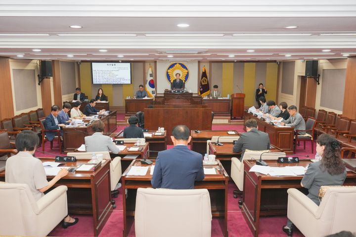 [포천=뉴시스] 제194회 임시회 폐회. (사진=포천시의회 제공) 2026.07.29 photo@newsis.com *재판매 및 DB 금지