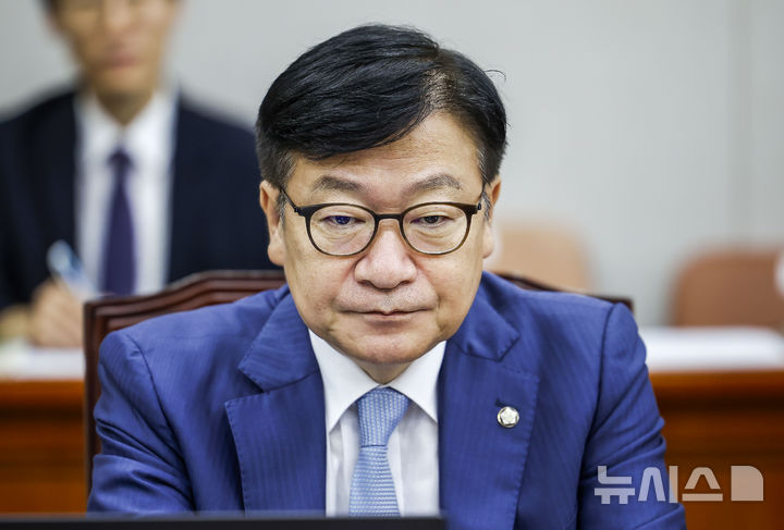 [서울=뉴시스] 정병혁 기자 = 정점식 국민의힘 원내대표가 29일 서울 여의도 국회에서 열린 국회 운영위원회 전체회의에 참석해 있다. 2026.07.29. jhope@newsis.com