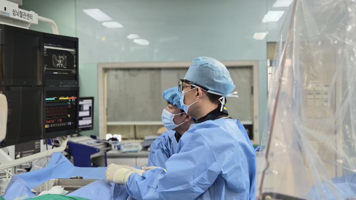 [울산=뉴시스] 울산병원이 건강보험심사평가원의 제11차 급성기 뇌졸중 적정성 평가에서 최고 등급인 1등급을 획득했다. (사진=울산병원 제공) 2026.07.30. photo@newsis.com *재판매 및 DB 금지