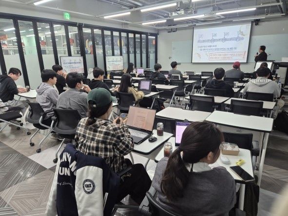 [서울=뉴시스] 한양대 ERICA(에리카) 창업교육센터가 운영한 '테크이노베이션' 프로그램에서 학생 대상 창업역량 강화 교육이 진행되고 있다. (사진=한양대 에리카 제공) 2026.07.30. photo@newsis.com *재판매 및 DB 금지