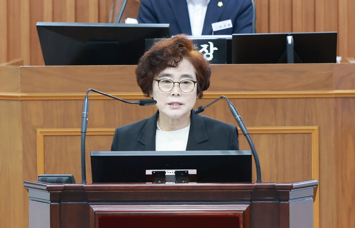 [논산=뉴시스]국중숙 논산시의원이 30일 제273회 임시회 본회의에서 5분 발언을 하고 있다. 2026. 07. 30 photo@newsis.com *재판매 및 DB 금지