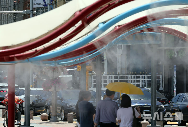 부산, 맑고 무더운 날씨...낮 최고기온 39도