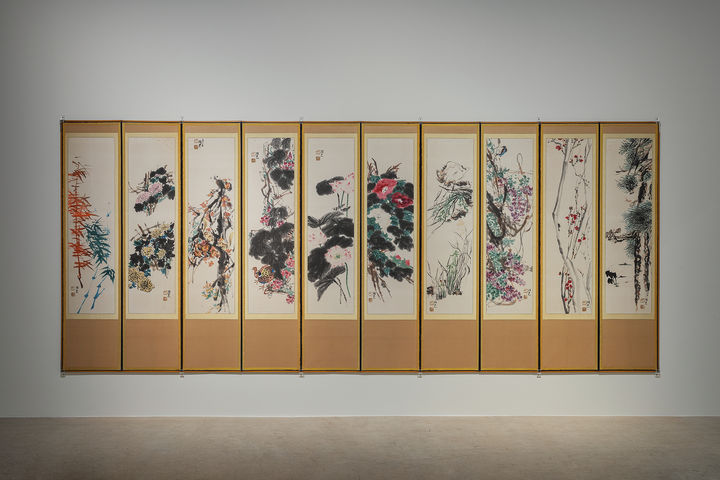 박생광의 1972년작 '화조영모도 10폭 병풍' ⓒ 2026 ARARIO MUSEUM © 2026 PARK Saengkwang *재판매 및 DB 금지