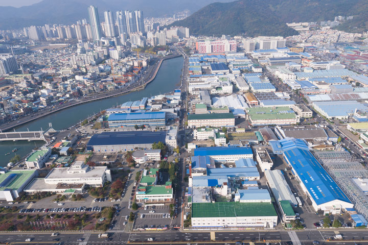 [창원=뉴시스] 강경국 기자 = 경남 창원시 마산자유무역지역 전경. (사진=창원시청 제공). 2026.07.31. photo@newsis.com *재판매 및 DB 금지