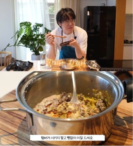 [서울=뉴시스] 가수 성시경이 최근 10㎏ 감량 비결로 꼽아 화제를 모은 이른바 '단백질 폭탄' 식단이 다이어트어터들 사이에서 주목을 받고 있다. (사진 출처=유튜브 채널 '성시경 SUNG SI KYUNG' 캡처)