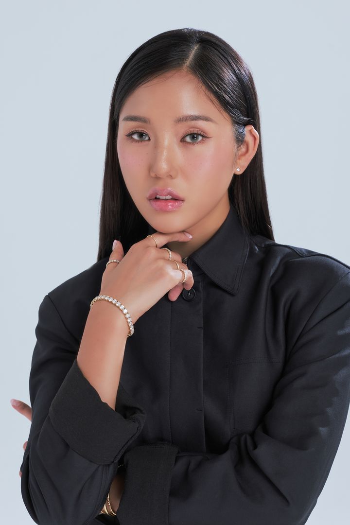 [서울=뉴시스] 오마이걸 미미. (사진 = 알비더블유(RBW), DSP미디어, WM엔터테인먼트 제공) 2026.08.01. photo@newsis.com *재판매 및 DB 금지