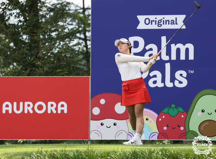 [서울=뉴시스] 한국여자프로골프(KLPGA) 투어 오로라월드 챔피언십에서 우승한 이다연. (사진=KLPGA 제공) 2026.08.02. *재판매 및 DB 금지