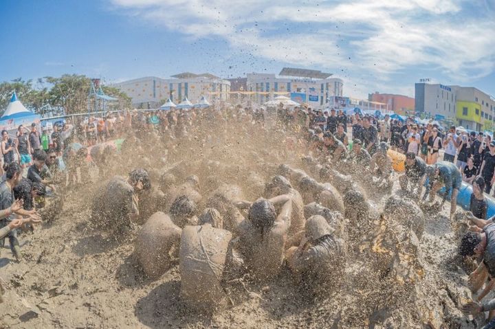 충남 보령시 대천해수욕장 일원에서 매년 여름 열리는 ‘보령머드축제’ 모습. (사진=한국관광공사) *재판매 및 DB 금지