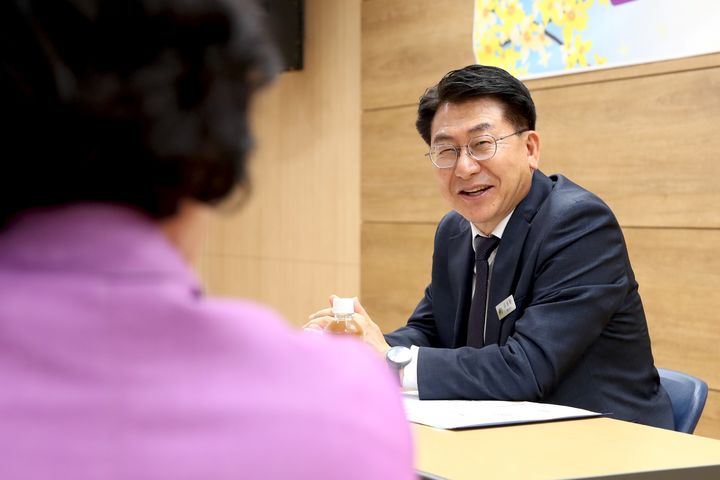 [서울=뉴시스] 동주민센터 현장소통(응봉동). (사진=성동구 제공) 2026.08.03. photo@newsis.com *재판매 및 DB 금지