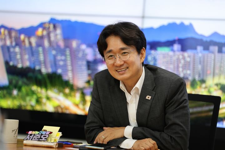 [서울=뉴시스] 뉴시스와 인터뷰하는 서준오 노원구청장. (사진=노원구 제공) 2026.08.03. photo@newsis.com *재판매 및 DB 금지