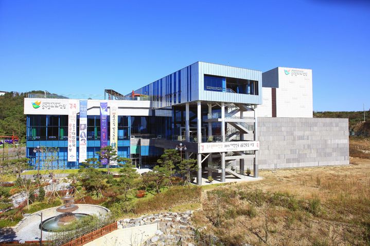 [울산=뉴시스] 울산 중구문화의전당 전경. (사진=울산 중구 제공) photo@newsis.com *재판매 및 DB 금지