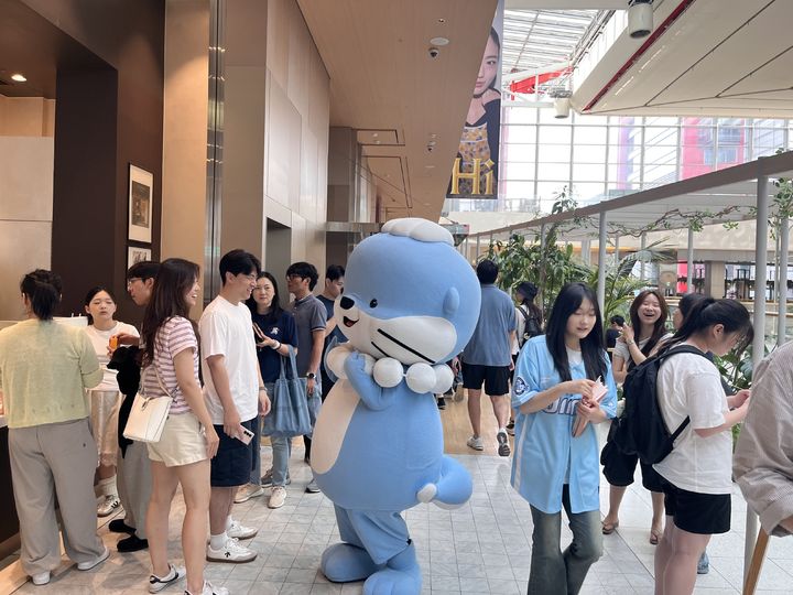 [진주=뉴시스]진주문화관광재단-현대백화점 업무협약식.(사진=진주문화관광재단 제공).2026.08.04.photo@newsis.com *재판매 및 DB 금지