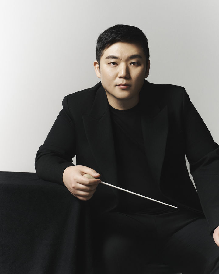 [서울=뉴시스] 지휘자 윤한결. (사진=세종솔로이스츠 제공 ⓒKeundo Song) 2026.08.05. photo@newsis.com *재판매 및 DB 금지