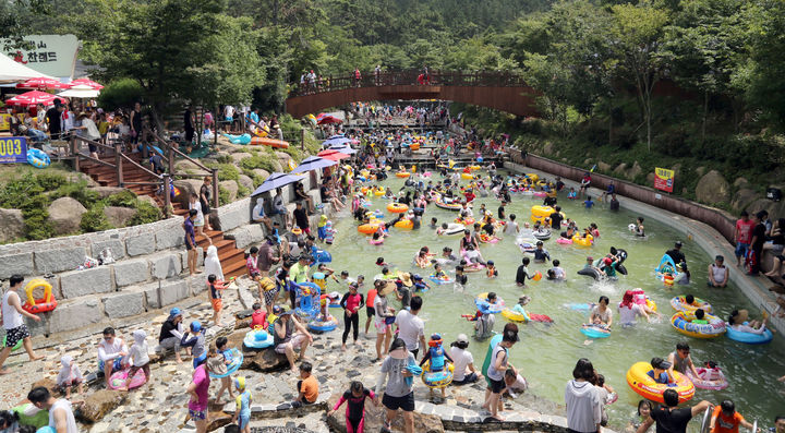 [전남광주=뉴시스] 전남광주통합특별시 여름철 물놀이 안전강화. 영암기찬랜드. (사진=전남광주특별시 제공) 2026.08.04. photo@newsis.com *재판매 및 DB 금지