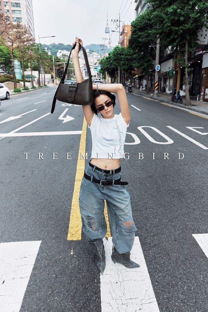 브랜드 인큐베이터 하고하우스가 '트리밍버드(TREEMINGBIRD)'는 2026년 상반기 팬츠 카테고리 매출이 전년 동기 대비 145% 증가했다고 5일 밝혔다. *재판매 및 DB 금지