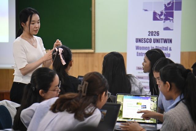 [서울=뉴시스] 숙명여대가 라오스·캄보디아·베트남 협력대학 여학생 110명을 대상으로 디지털 활용 능력 및 취·창업 역량 강화를 위한 실무형 교육을 진행했다고 5일 밝혔다. (사진=숙명여대 제공) 2026.08.05. photo@newsis.com *재판매 및 DB 금지
